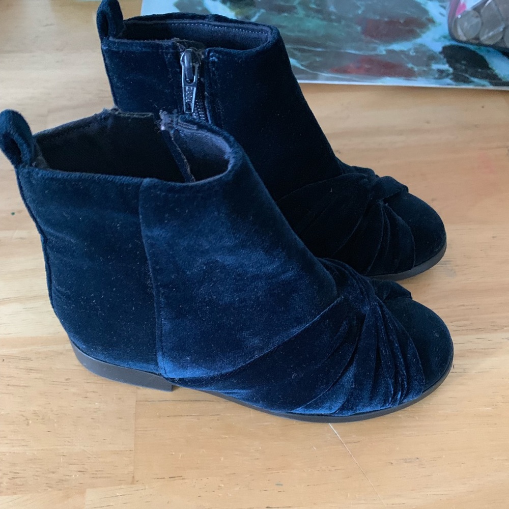 Blue suede booties for girl, worn twice!